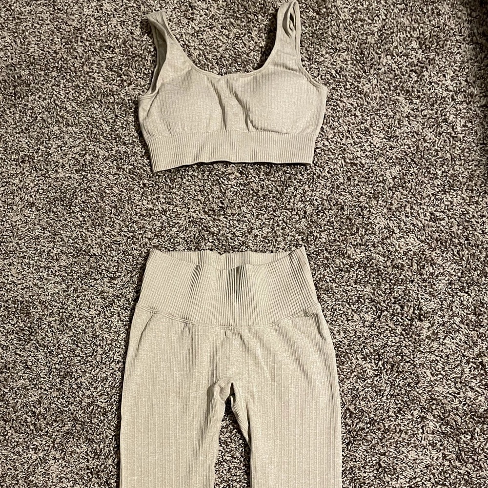 Lounge / workout / athletic set